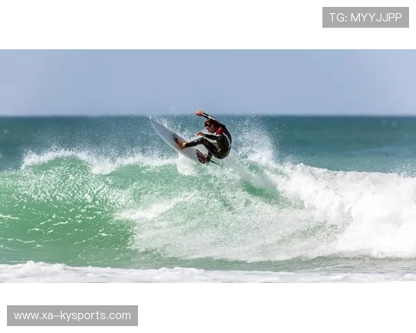 大型冲浪骑行竞赛，海浪与速度的完美融合，冲浪比赛计分规则